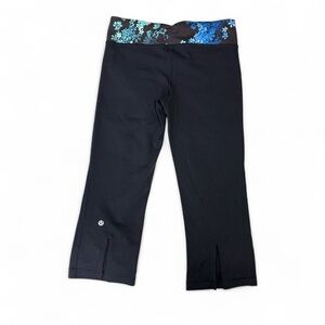 Lululemon Athletica Black Leggings‎ with Blue Floral Waistband